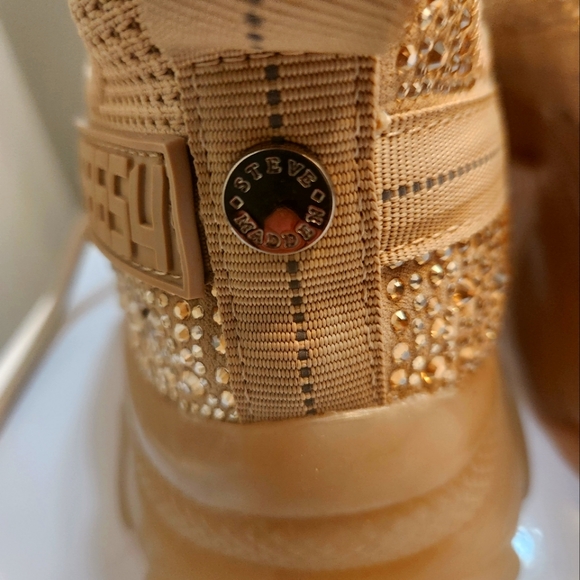 Steve Madden Maxima tennis shoe. Make me an offer - Picture 8 of 10